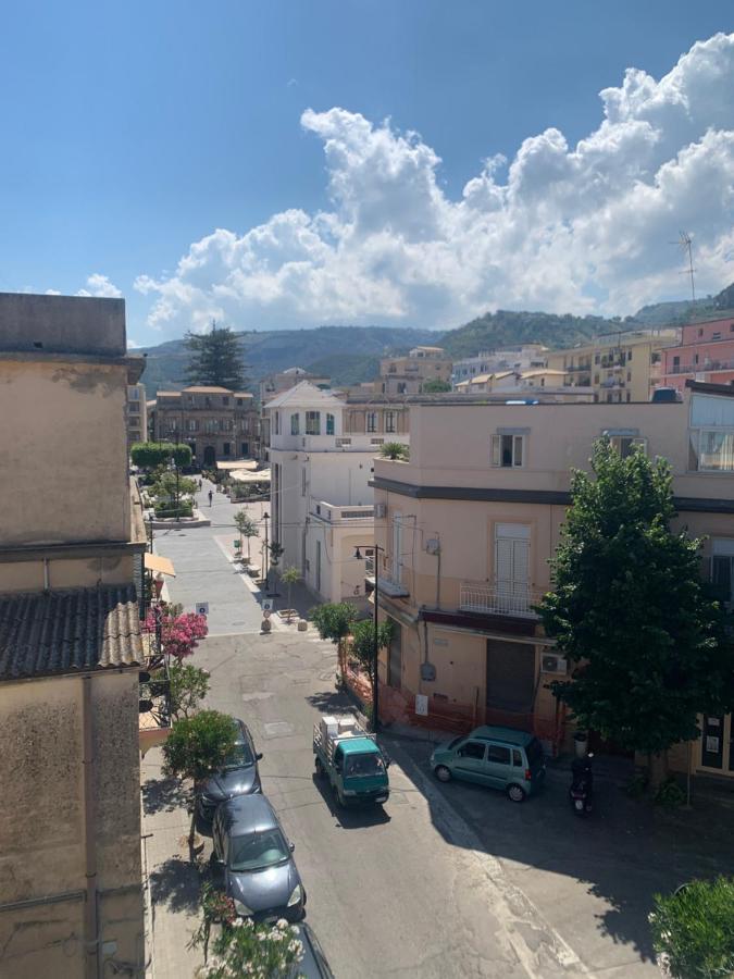 مبيت وإفطار تروبيا La Piazza Beb المظهر الخارجي الصورة