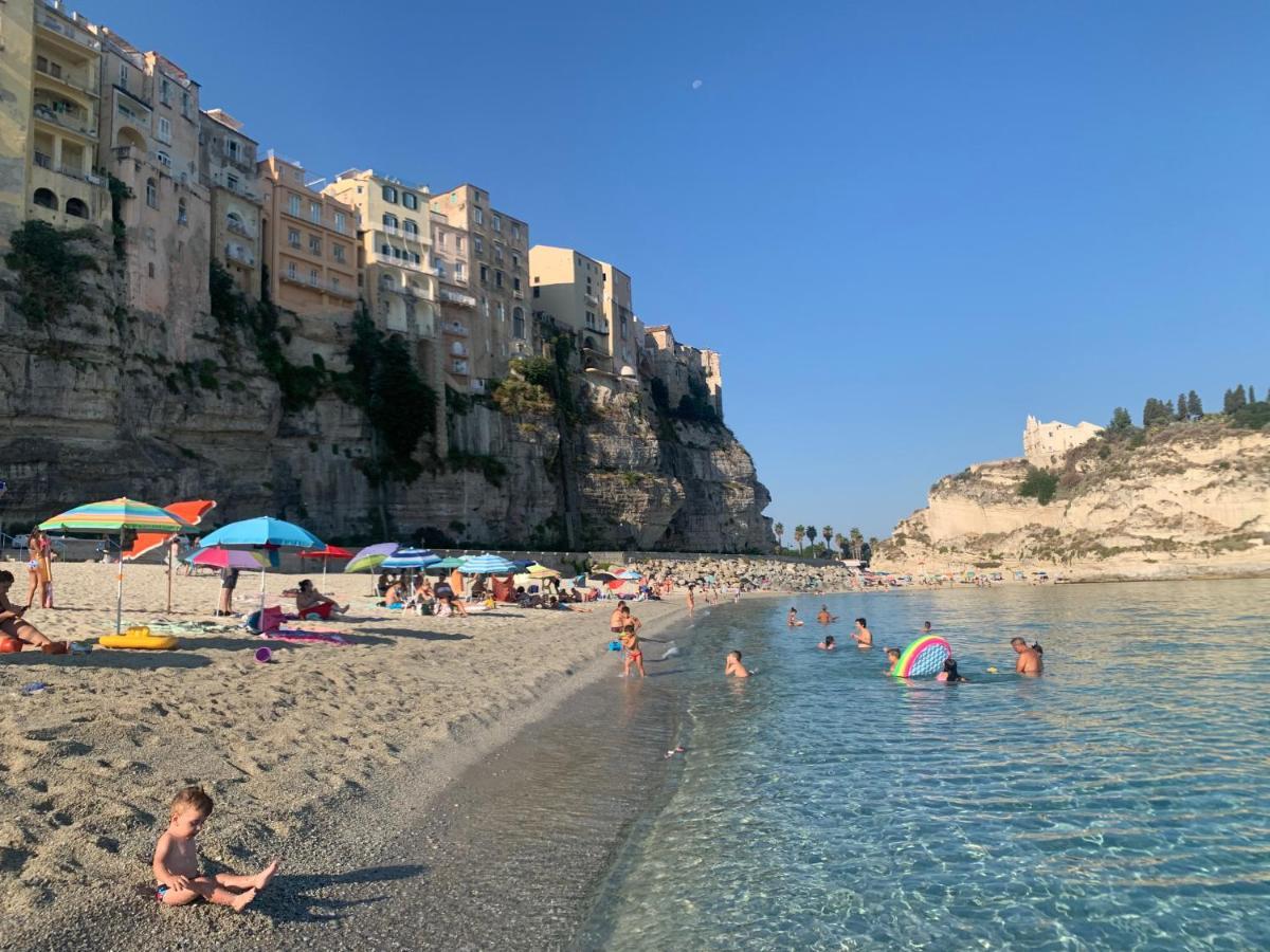 مبيت وإفطار تروبيا La Piazza Beb المظهر الخارجي الصورة